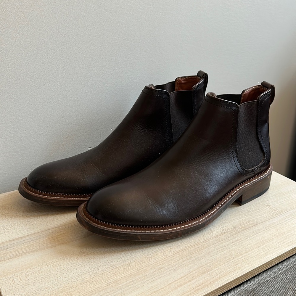 Men’s Brown Leather Chelsea Boots